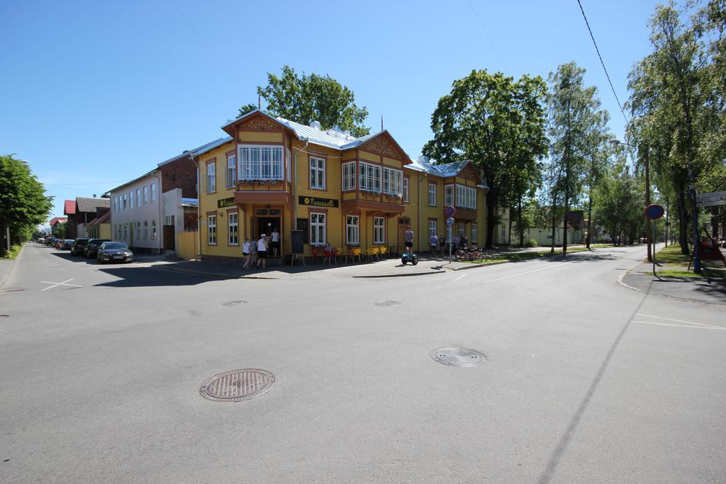 Karusselli 1 Apartments Пярну Стая снимка